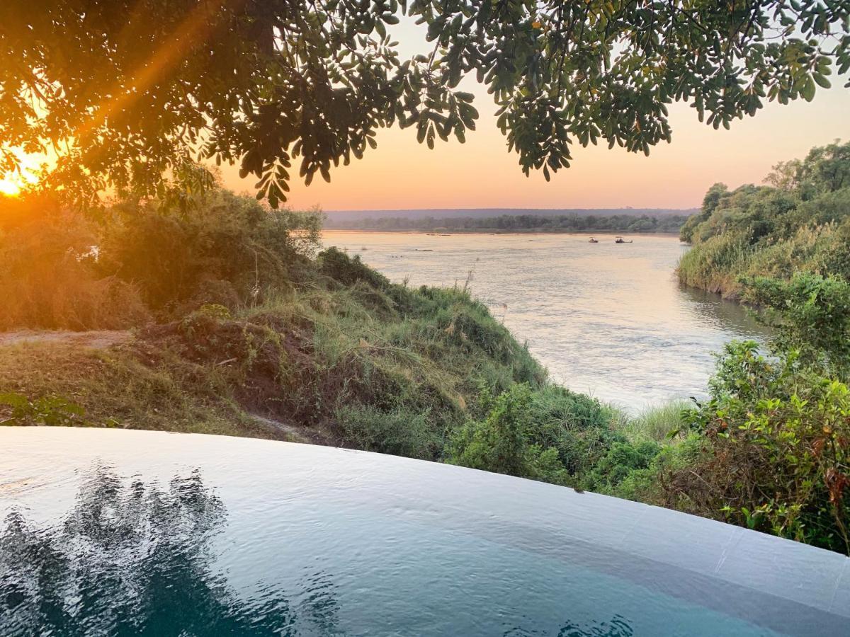 Royal Chundu Island Lodge Livingstone Exterior foto