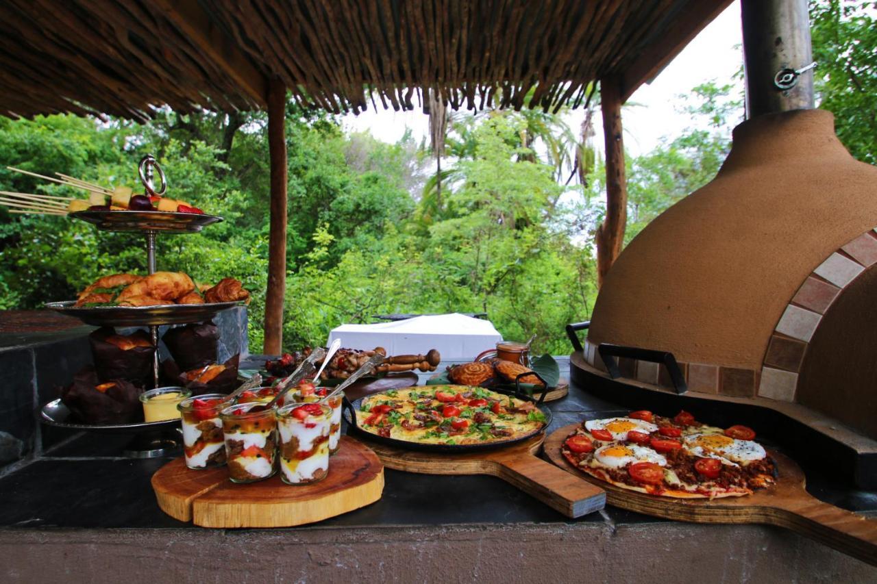 Royal Chundu Island Lodge Livingstone Exterior foto